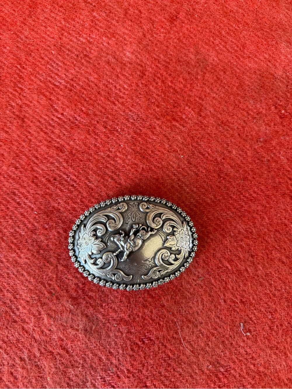 Ornate Oval Silver-Tone Western Belt Buckle
